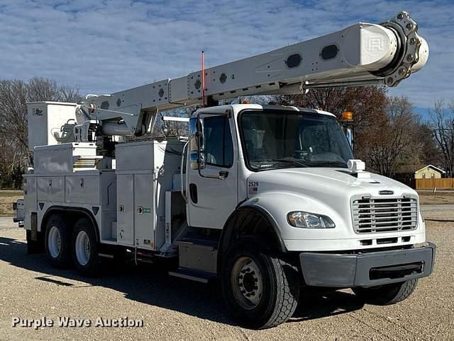 Image of Freightliner Business Class M2 equipment image 2