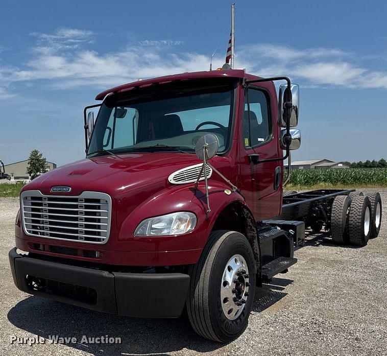 Image of Freightliner Business Class M2 Primary image