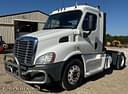 2016 Freightliner Cascadia Image