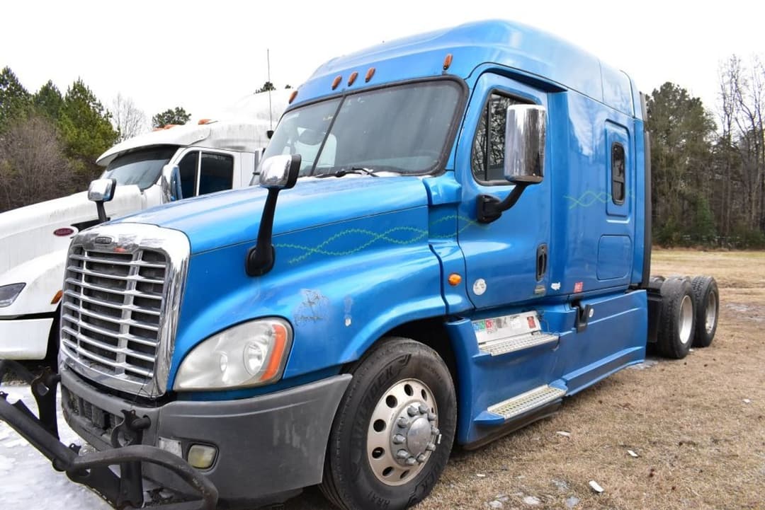 Image of Freightliner Cascadia Primary image