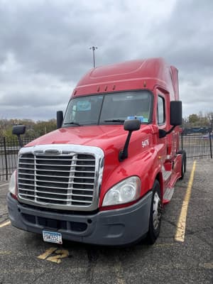 2016 Freightliner Cascadia 125 Image