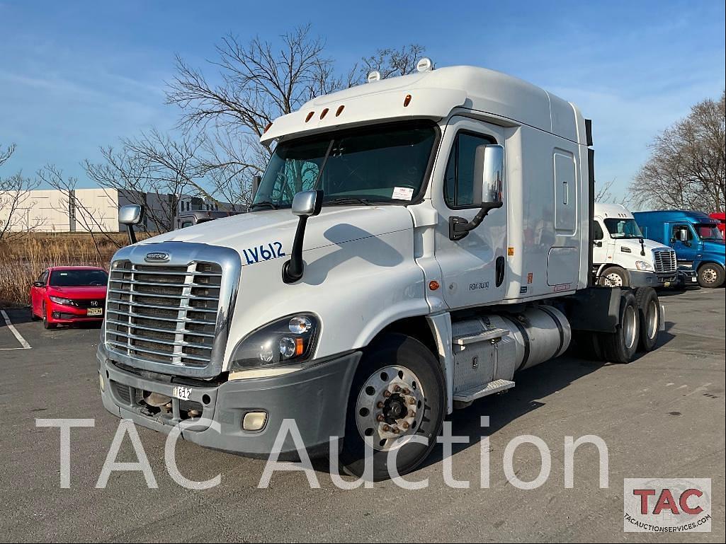 Image of Freightliner Cascadia 125 Primary image