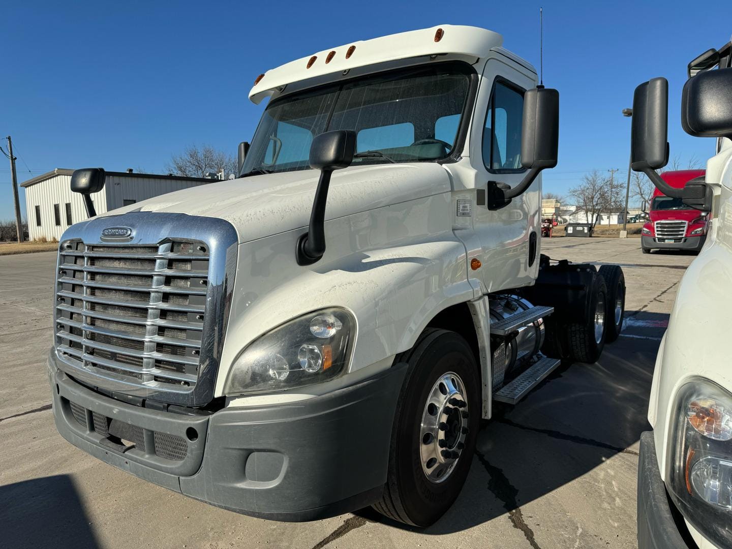 Main image Freightliner Cascadia 125