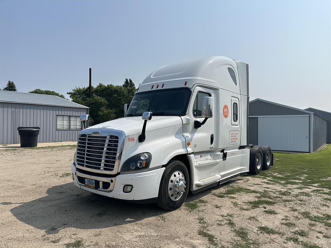 Image of Freightliner Cascadia 125 Evolution Primary image