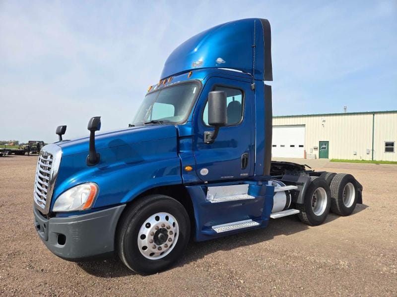 Main image Freightliner Cascadia 125