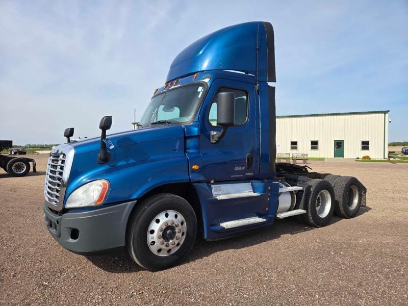 Main image Freightliner Cascadia 125