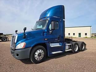 2016 Freightliner Cascadia 125 Equipment Image0