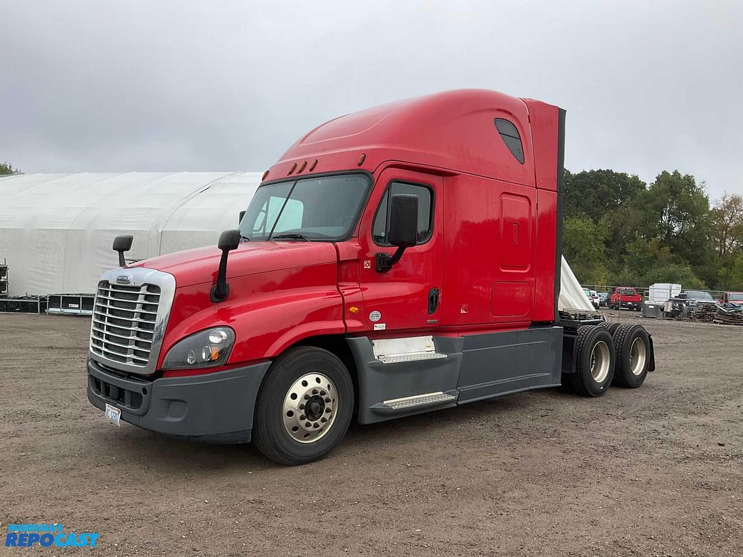 Image of Freightliner Cascadia 125 Primary image