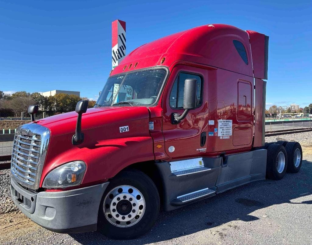 2016 Freightliner Cascadia 125 Equipment Image0