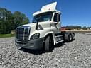 2016 Freightliner Cascadia 125 Image