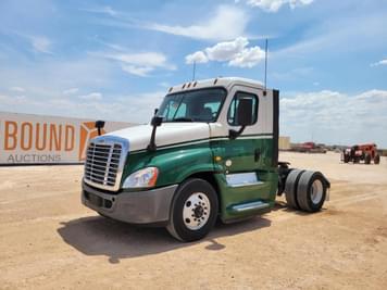 Main image Freightliner Cascadia 125