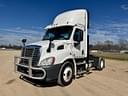 2016 Freightliner Cascadia Image