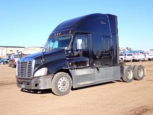 2016 Freightliner Cascadia Equipment Image0