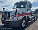 2016 Freightliner Cascadia Image