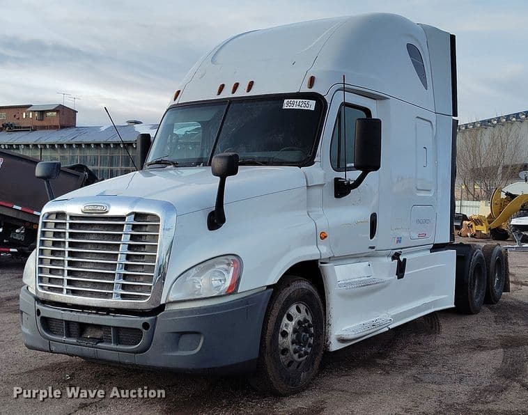 Image of Freightliner Cascadia Primary image