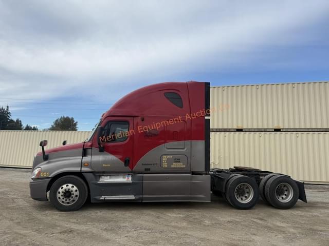 Image of Freightliner Cascadia equipment image 4