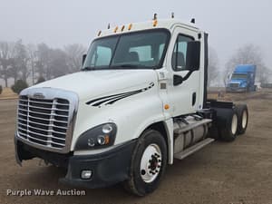 2016 Freightliner Cascadia Image
