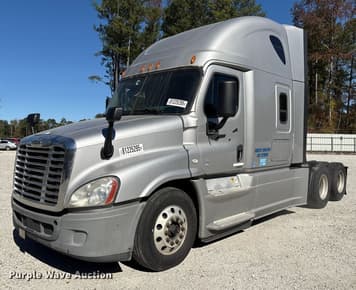 Main image Freightliner Cascadia