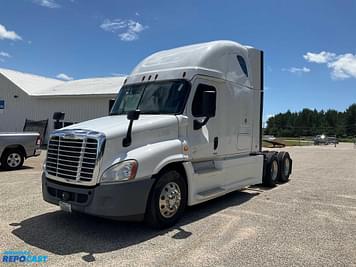 Main image Freightliner Cascadia