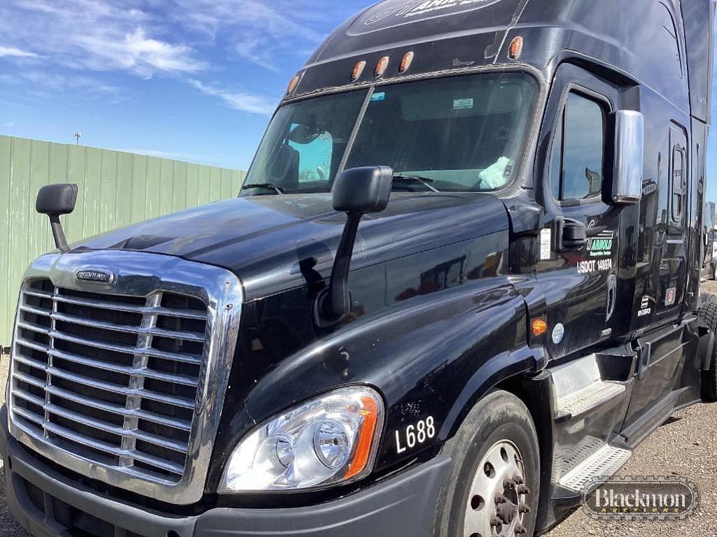 Image of Freightliner Cascadia Primary image