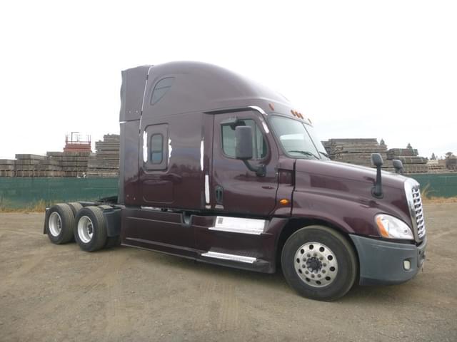 Image of Freightliner Cascadia equipment image 1
