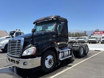 Main image Freightliner Cascadia
