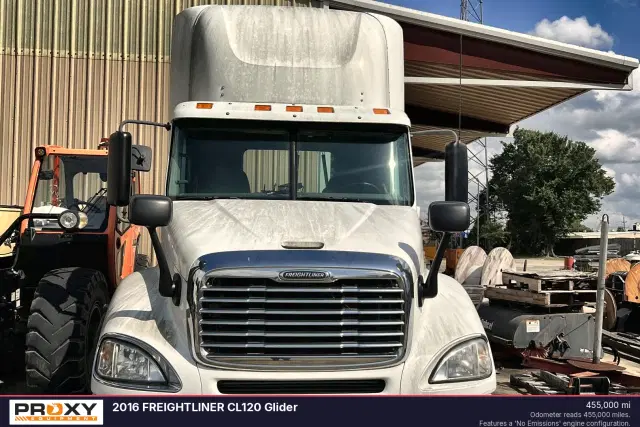 Image of Freightliner CL120 equipment image 1