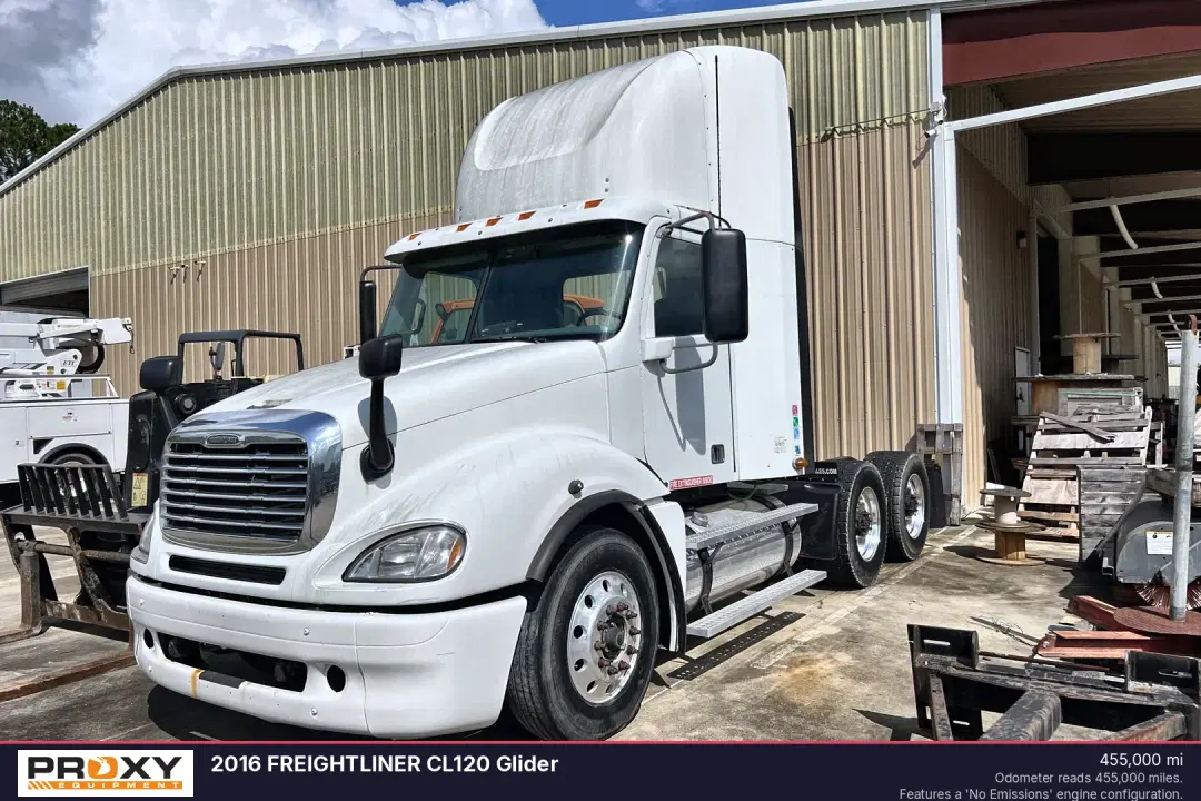 Image of Freightliner CL120 Primary image