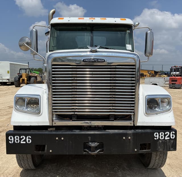 Image of Freightliner Coronado 122 equipment image 3