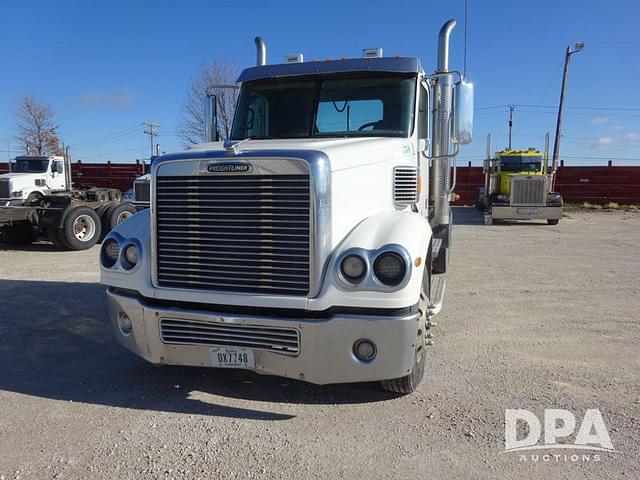 Image of Freightliner Coronado equipment image 2