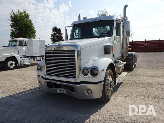 Image of Freightliner Coronado equipment image 2