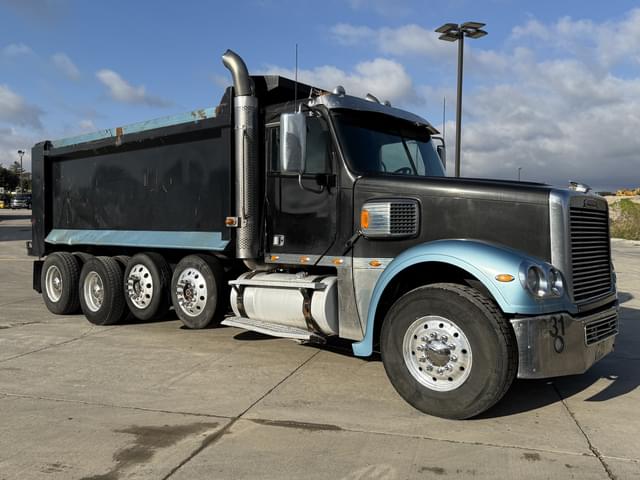 Image of Freightliner Coronado equipment image 2
