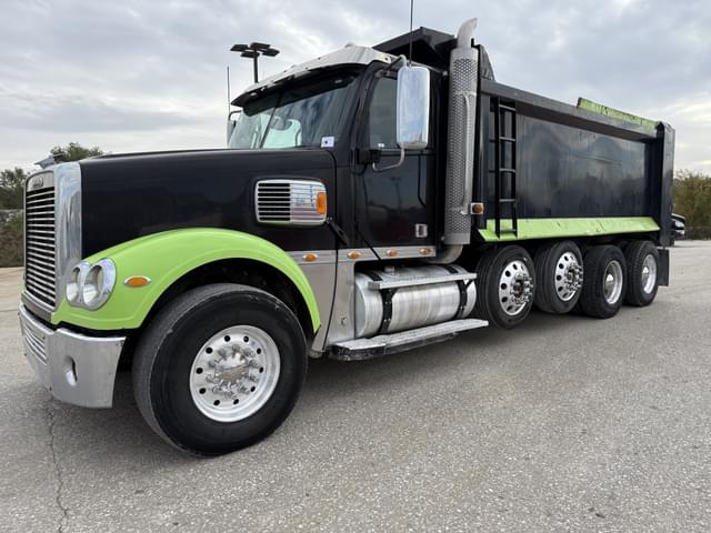 Image of Freightliner Coronado equipment image 3
