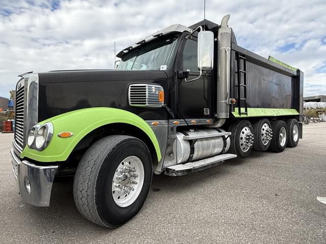 Image of Freightliner Coronado equipment image 2