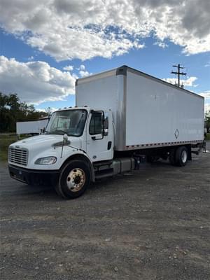 2016 Freightliner M2 106 Image