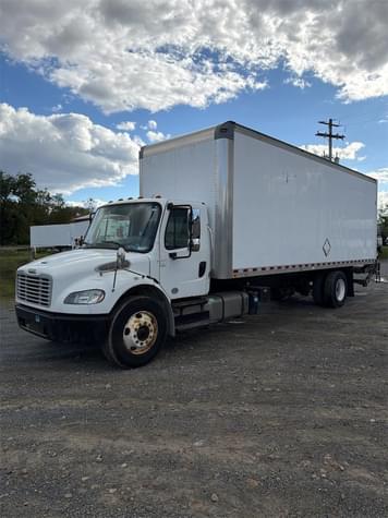 Main image Freightliner M2 106