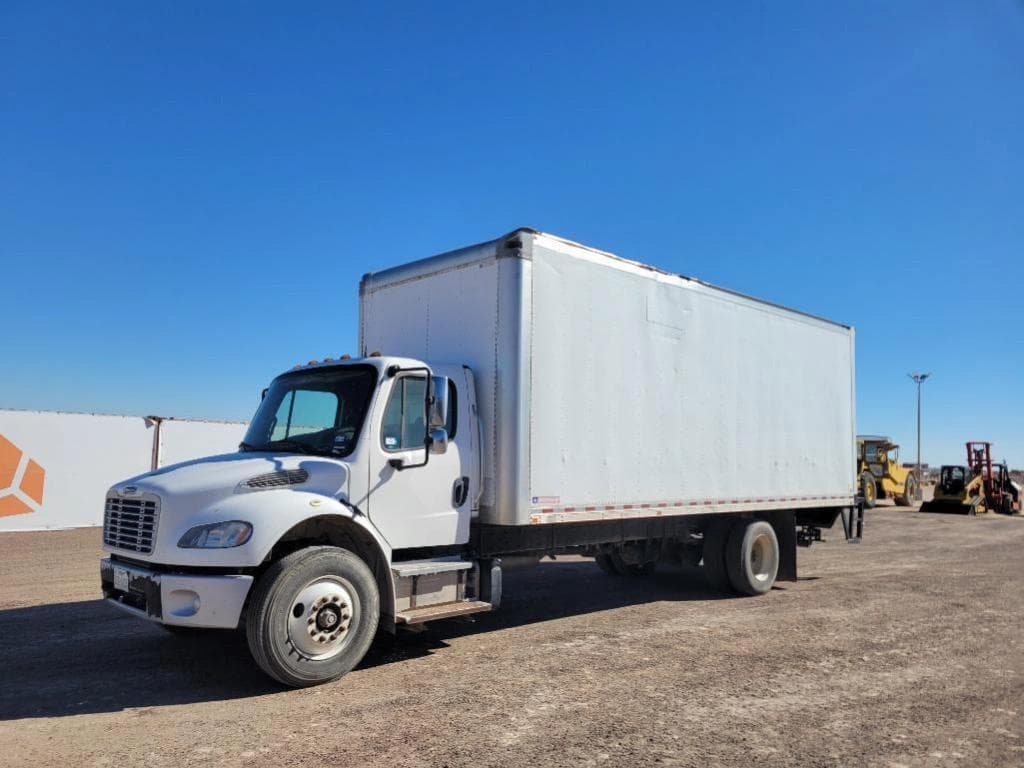 Image of Freightliner M2 106 Primary image