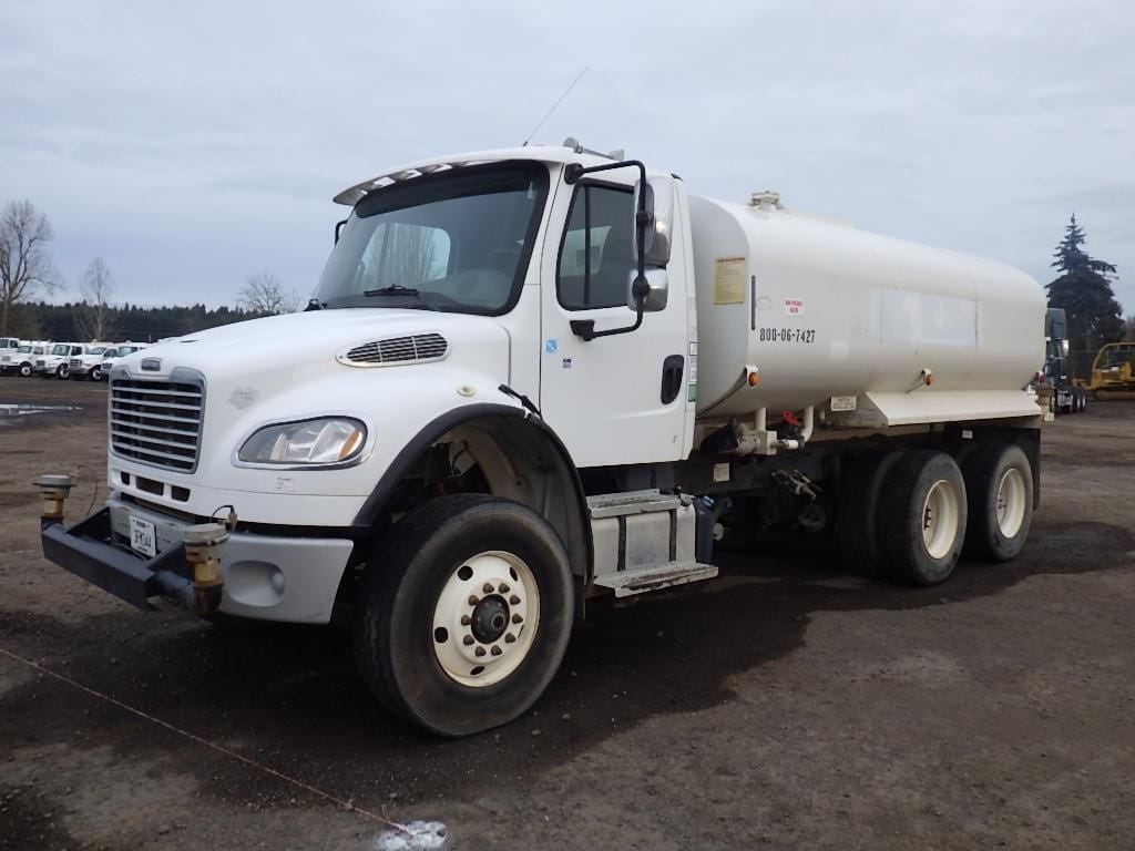 2016 Freightliner M2 Equipment Image0