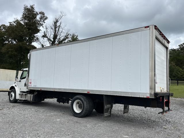 Image of Freightliner M2 equipment image 1