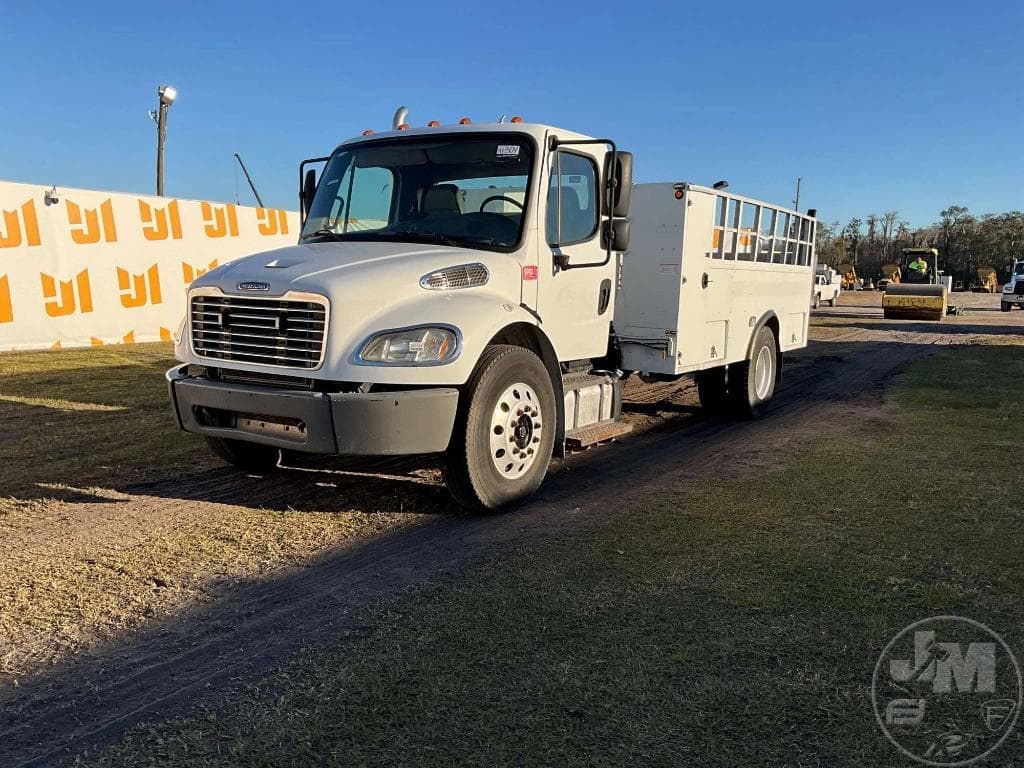 Image of Freightliner M2 Primary image