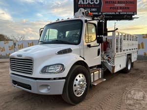2016 Freightliner M2 Image