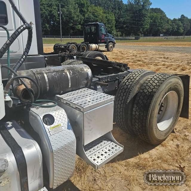 Image of Freightliner M2 equipment image 1