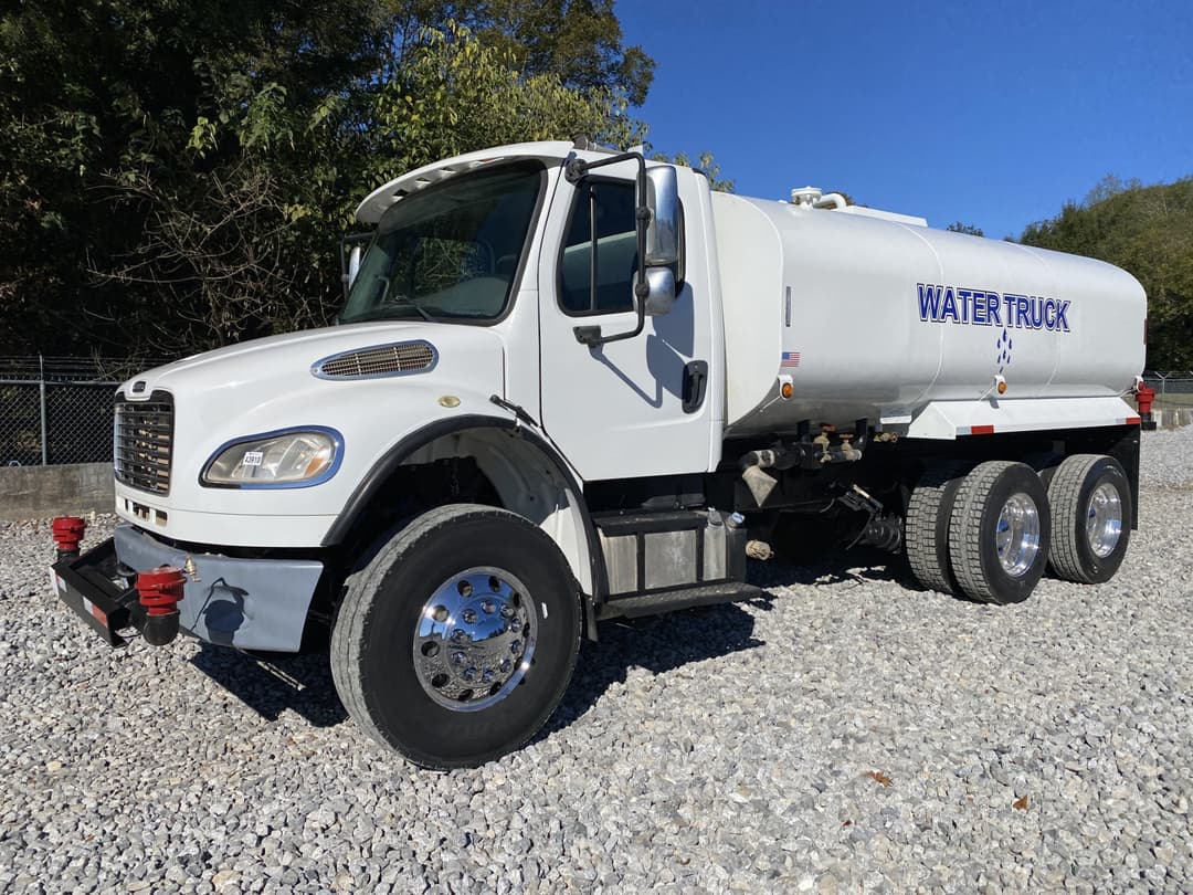 Image of Freightliner M2 Primary image