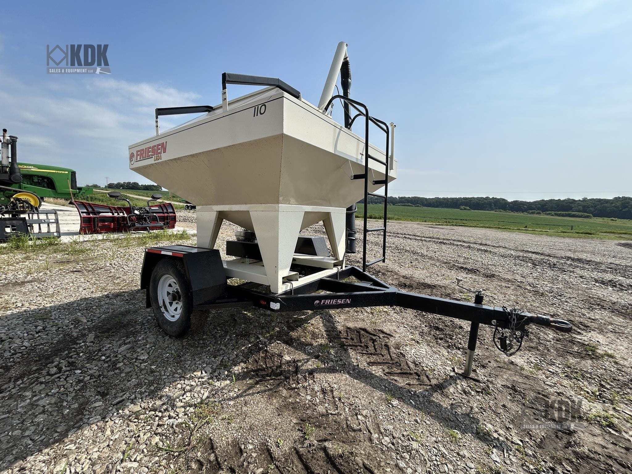 2016 Friesen 110 Equipment Image0