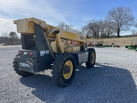 Image of Gehl RS6-42 equipment image 3