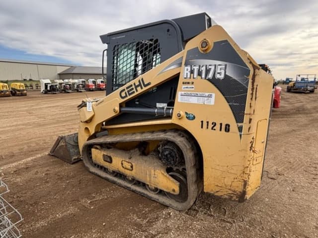 Image of Gehl RT175 equipment image 3