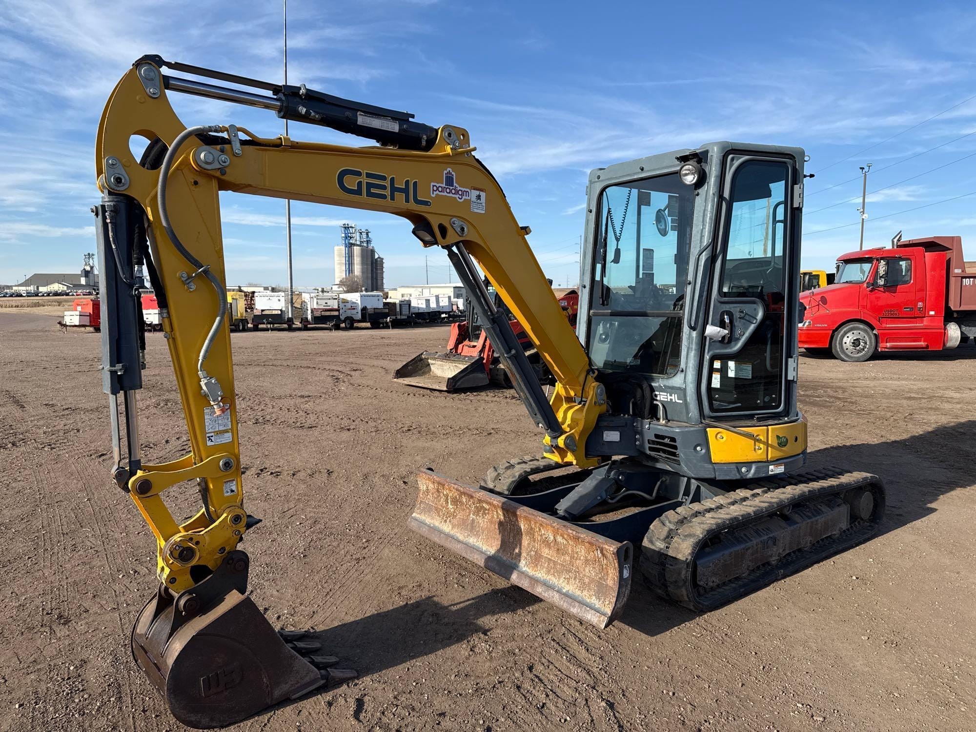 2016 Gehl Z35 Equipment Image0