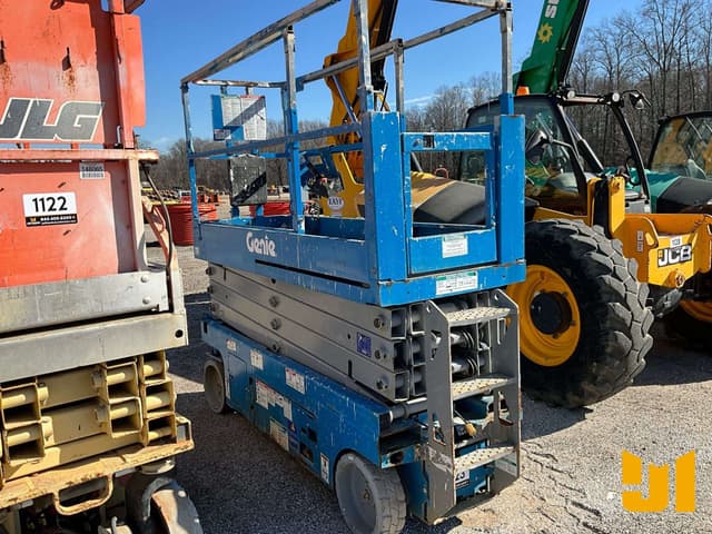 Image of Genie GS-2632 equipment image 2