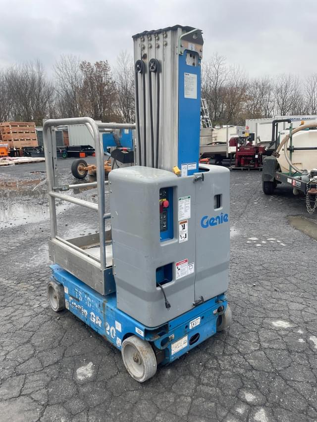 Image of Genie GR-20 equipment image 3