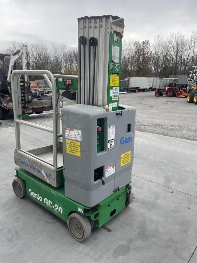 Image of Genie GR-20 equipment image 2